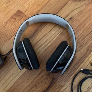 Noise Cancelling Bluetooth Headphones